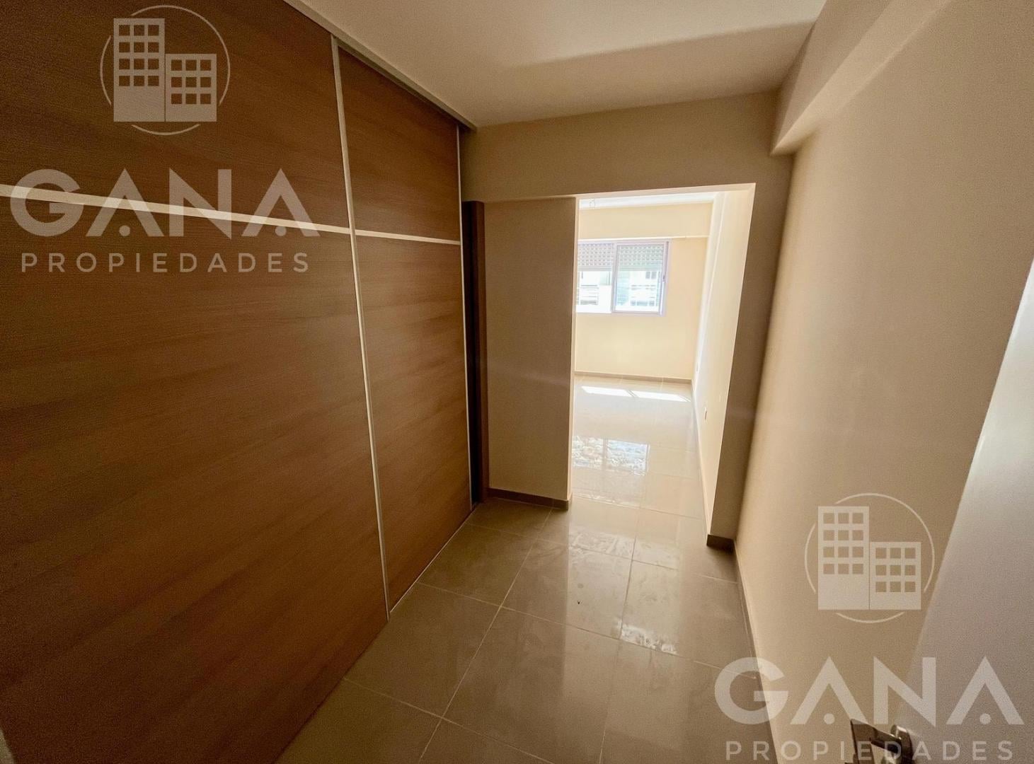 Departamento de 1 Dormitorio con Patio Exclusivo en Martin