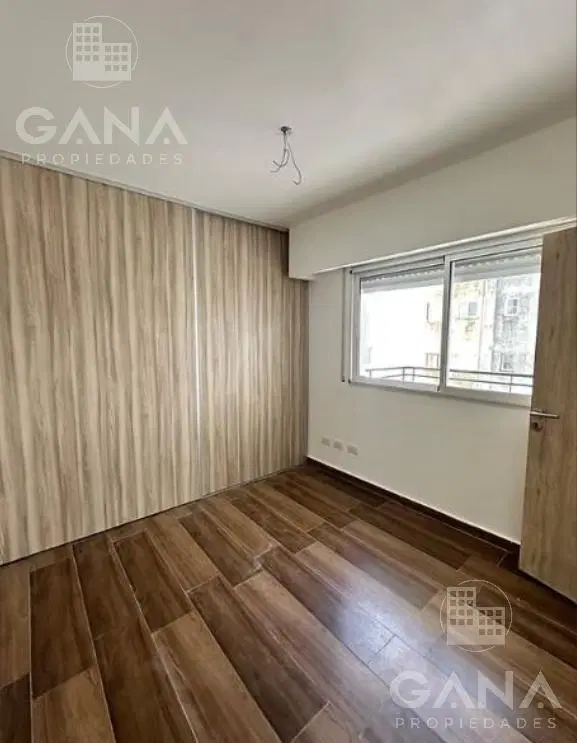 Venta Departamento de 1 Dormitorio  con Balcón Mitre al 1100 5