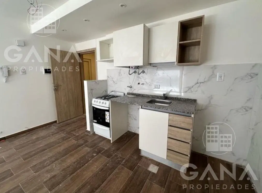Venta Departamento de 1 Dormitorio con Balcón Mitre al 1100 2