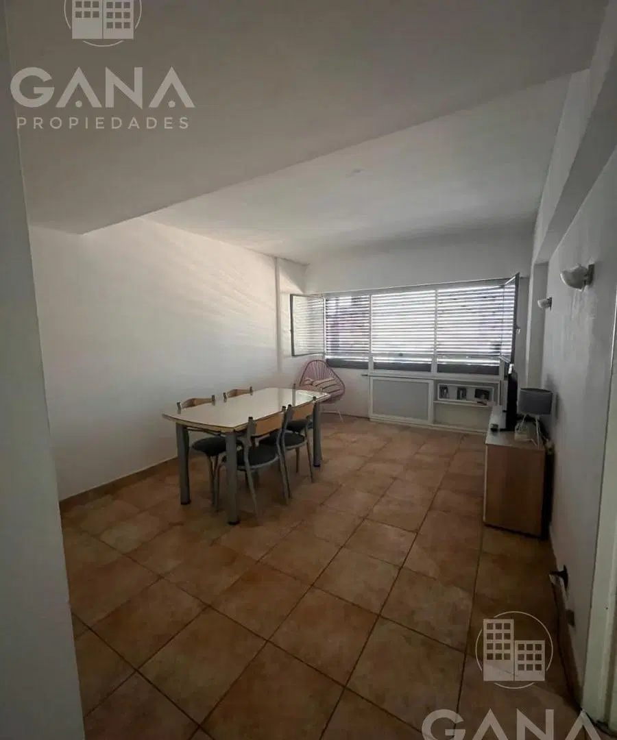 Venta Departamento excelente ubicacion 1 dormitorio balcon frente. 1