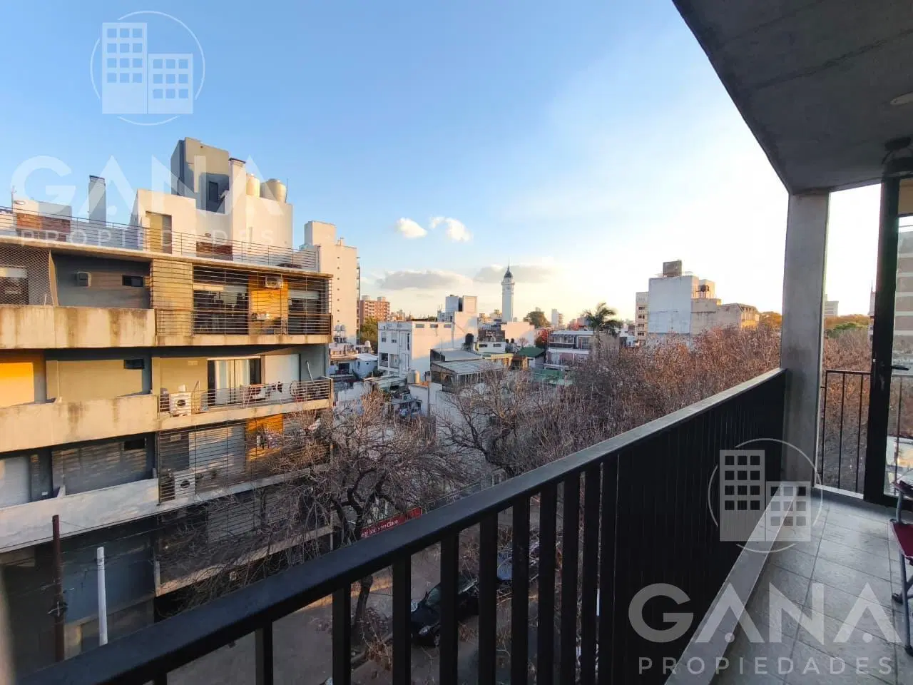 Departamento en venta de 1 dormitorio con balcón al frente 3