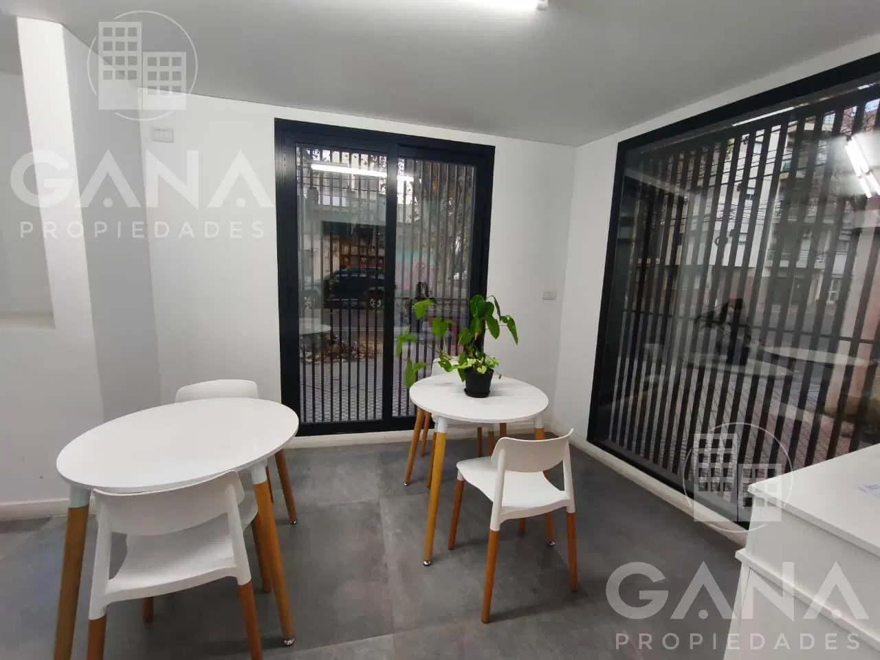 Departamento en venta de 1 dormitorio con balcón al frente 3