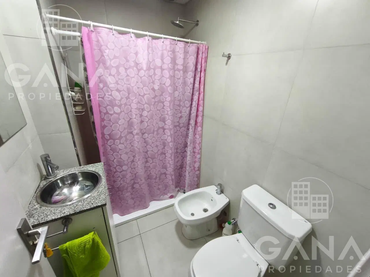 Departamento en venta de 1 dormitorio con balcón al frente 4