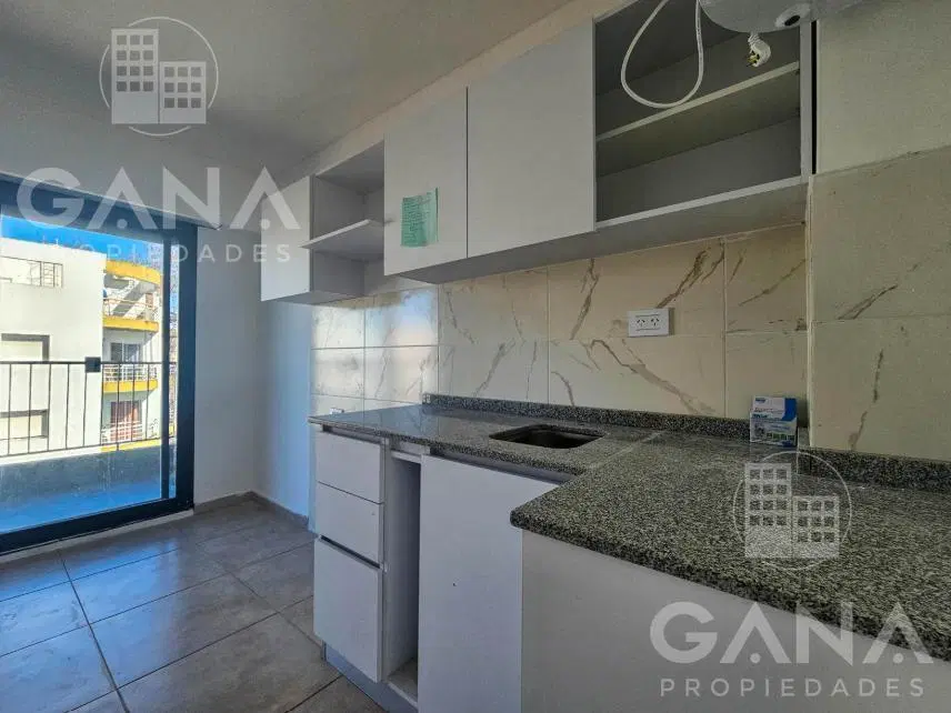 Venta Departamento 1 dormitorio con Balcon Frente a estrenar. Zona Facultades. Ideal Inversores 2