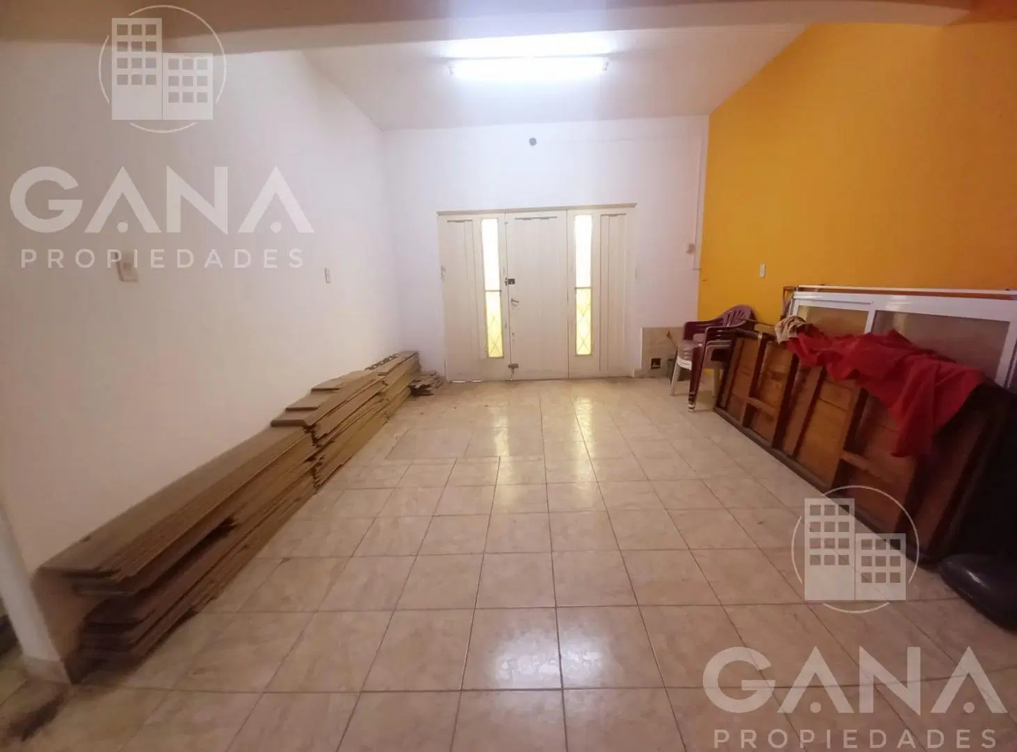 Venta de Casa 2 dormitorios cochera patio apto credito 3