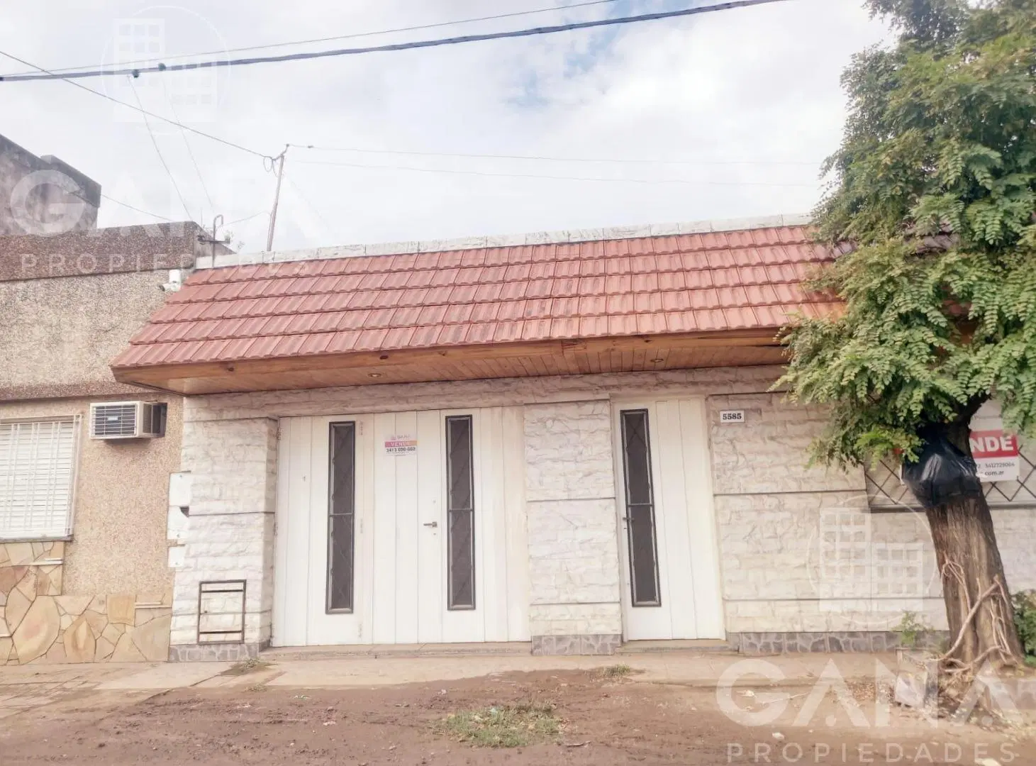 Venta de Casa 2 dormitorios cochera patio apto credito 2