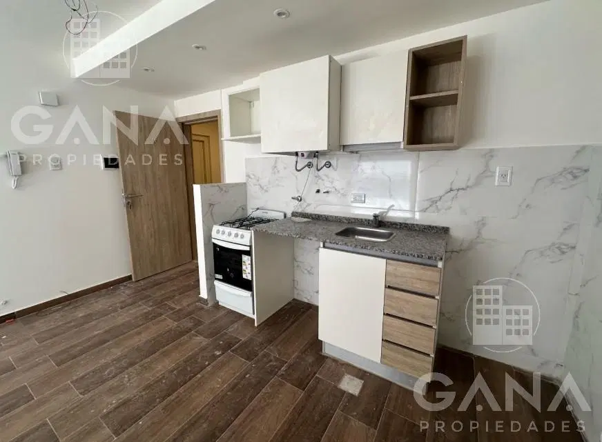 Venta de Departamento 1 dormitorio en barrio martin con balcon 3