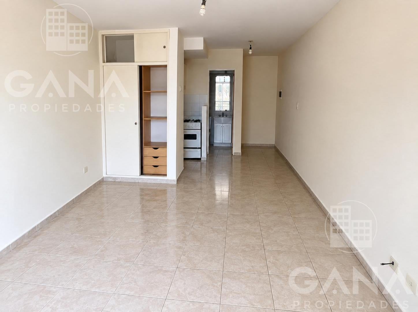 Foto de Venta Departamento con Balcon Muy Luminoso Vista Despejada, imagen 5