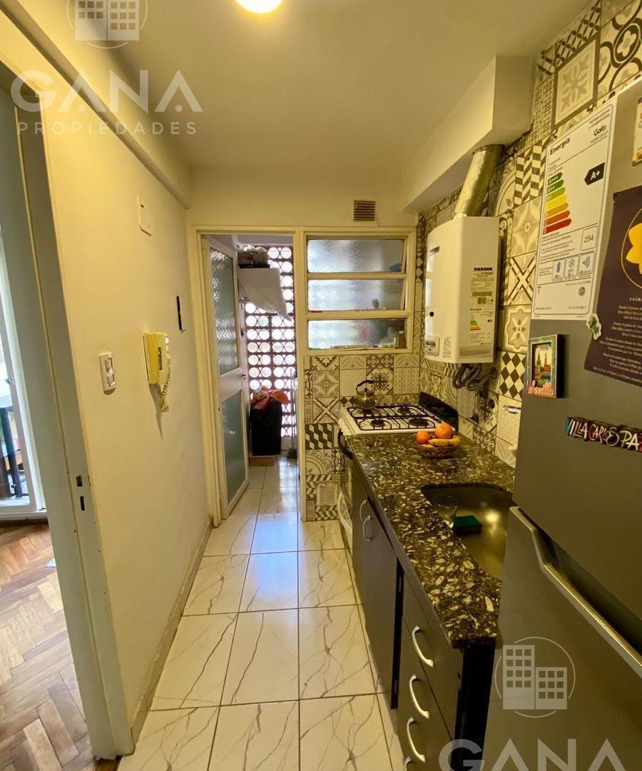 Foto de VENTA DEPARTAMENTO 1 DORMITORIO - doble balcón frente y contrafrente, imagen 2