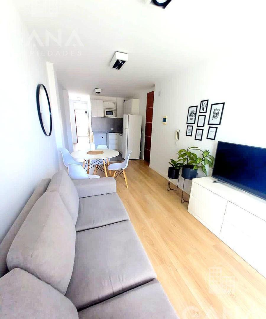 Foto de Venta Departamento en centro de Rosario 1 dormitorio con balcon CF, imagen 1