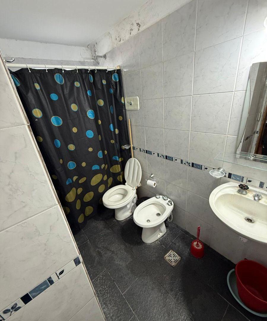 Foto de Departamento de 2 amb. en venta, en Villa Gesell zona céntrica, imagen 4