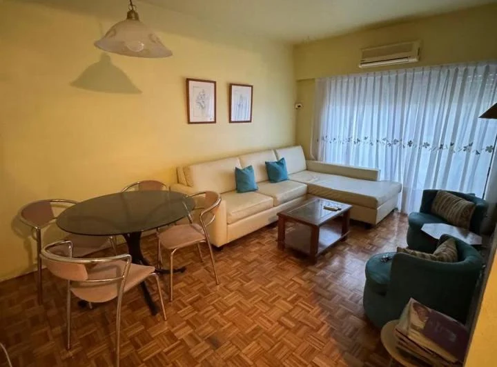 Departamento en Abasto 1