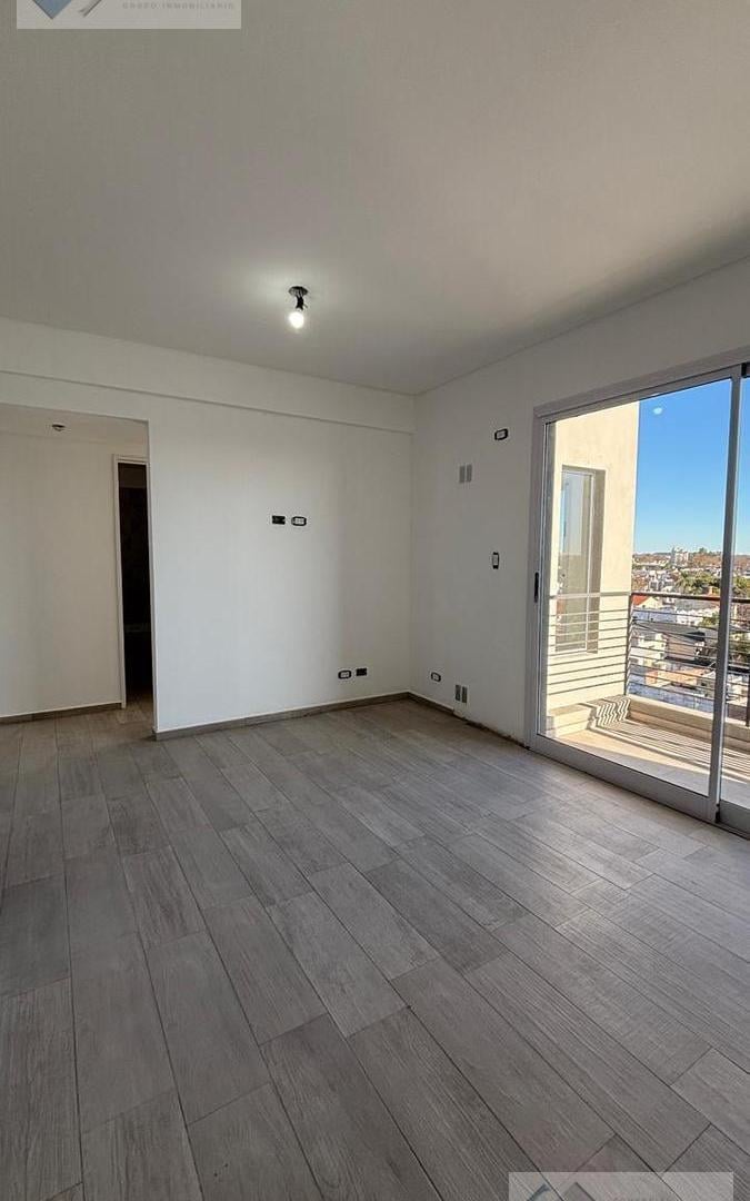 Foto de Departamento en Remedios De Escalada, imagen 1