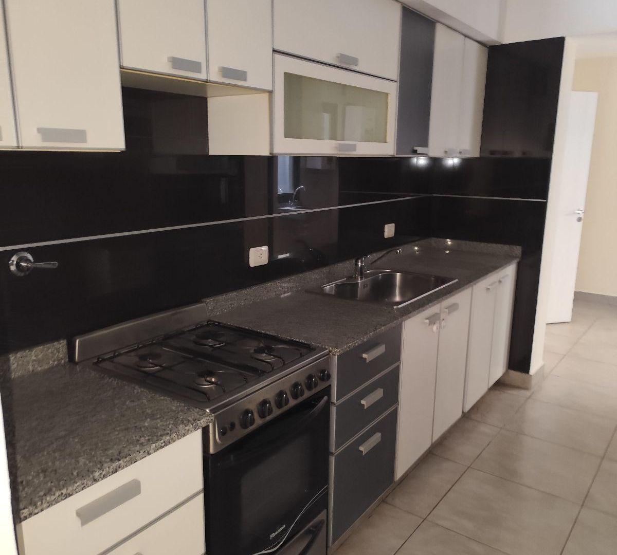 Foto de Alquiler departamento en Barrio Norte, San Miguel De Tucumán, imagen 1