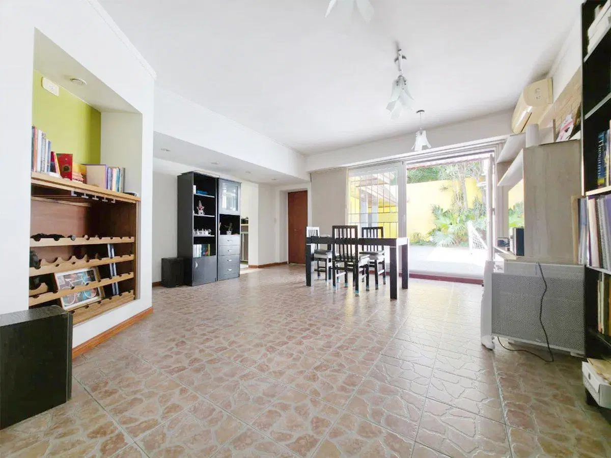 OPORTUNIDAD!!! VENTA CASA 4 AMBIENTES- S. LUGARES 2