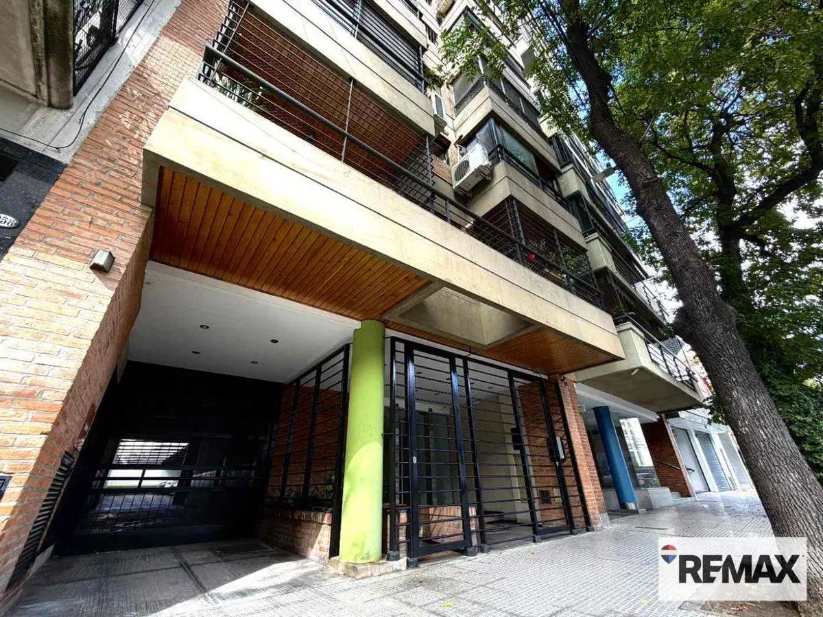 VENTA HERMOSO DPTO 2 AMB EN SAN CRISTOBAL 3