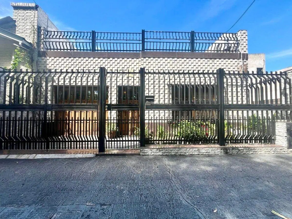 CASA EN VENTA 3 AMBIENTES MATADEROS 4
