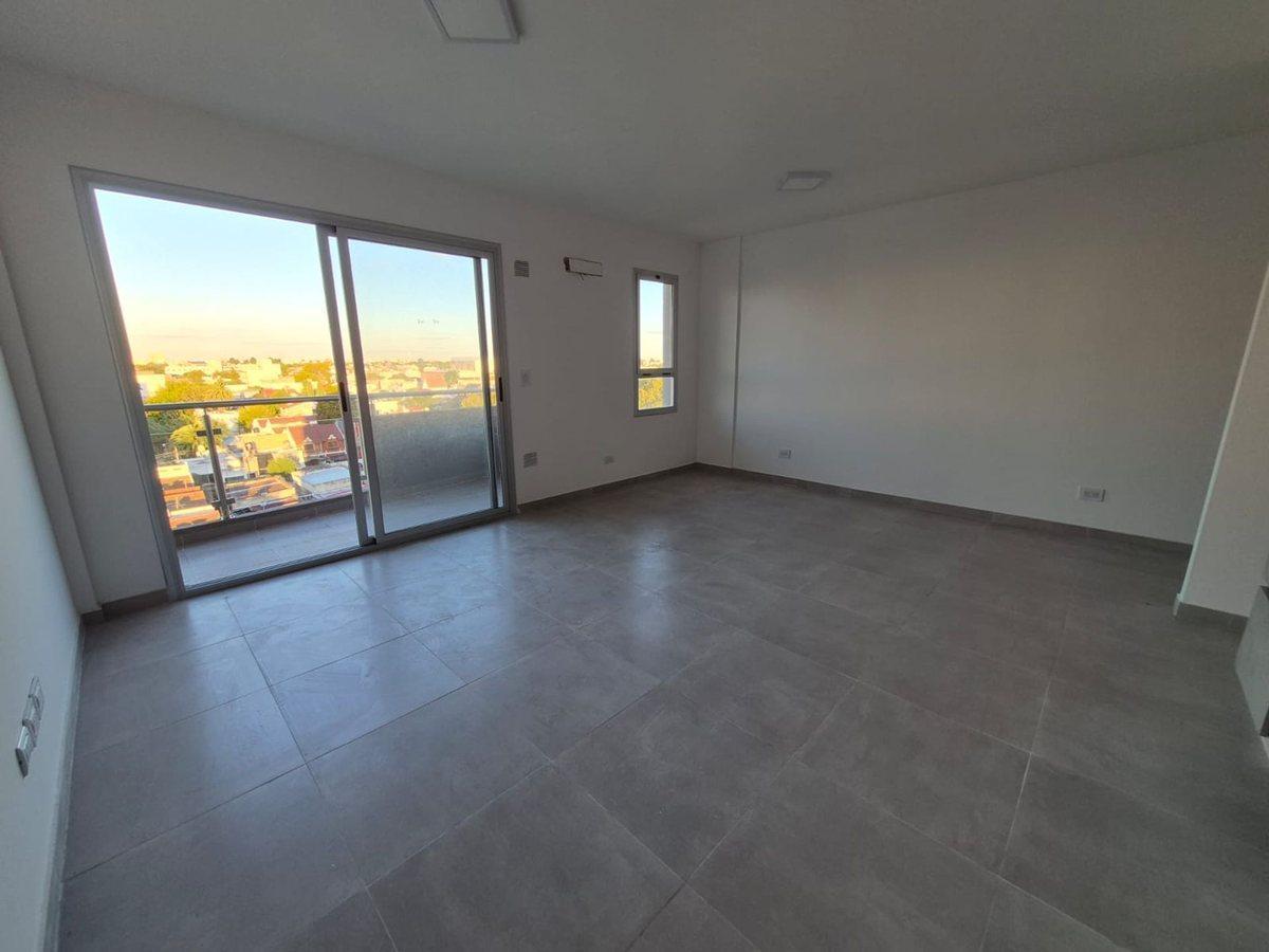 VENTA DPTO 2 AMBIENTES CIUDADELA