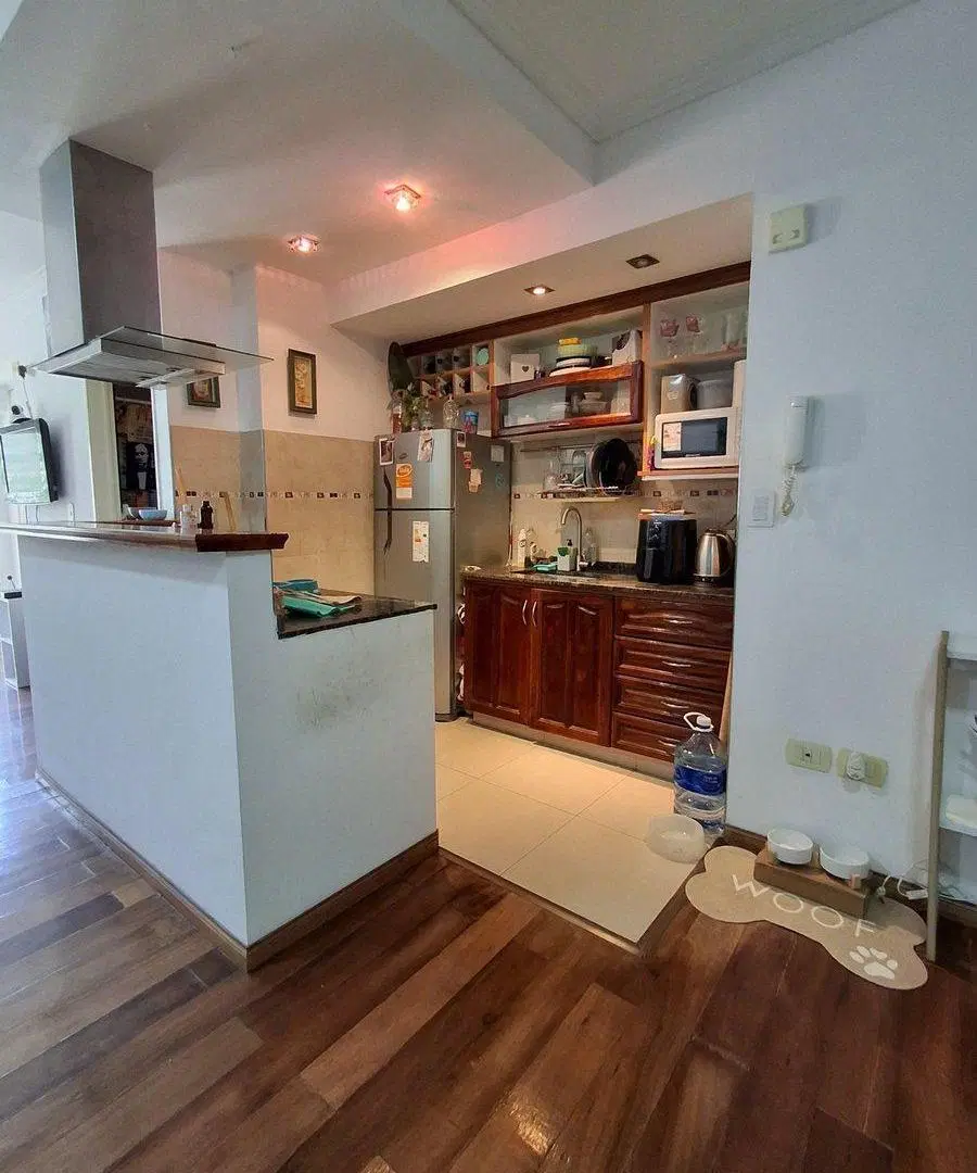 Venta excelente monoambiente con balcon en Flores 2