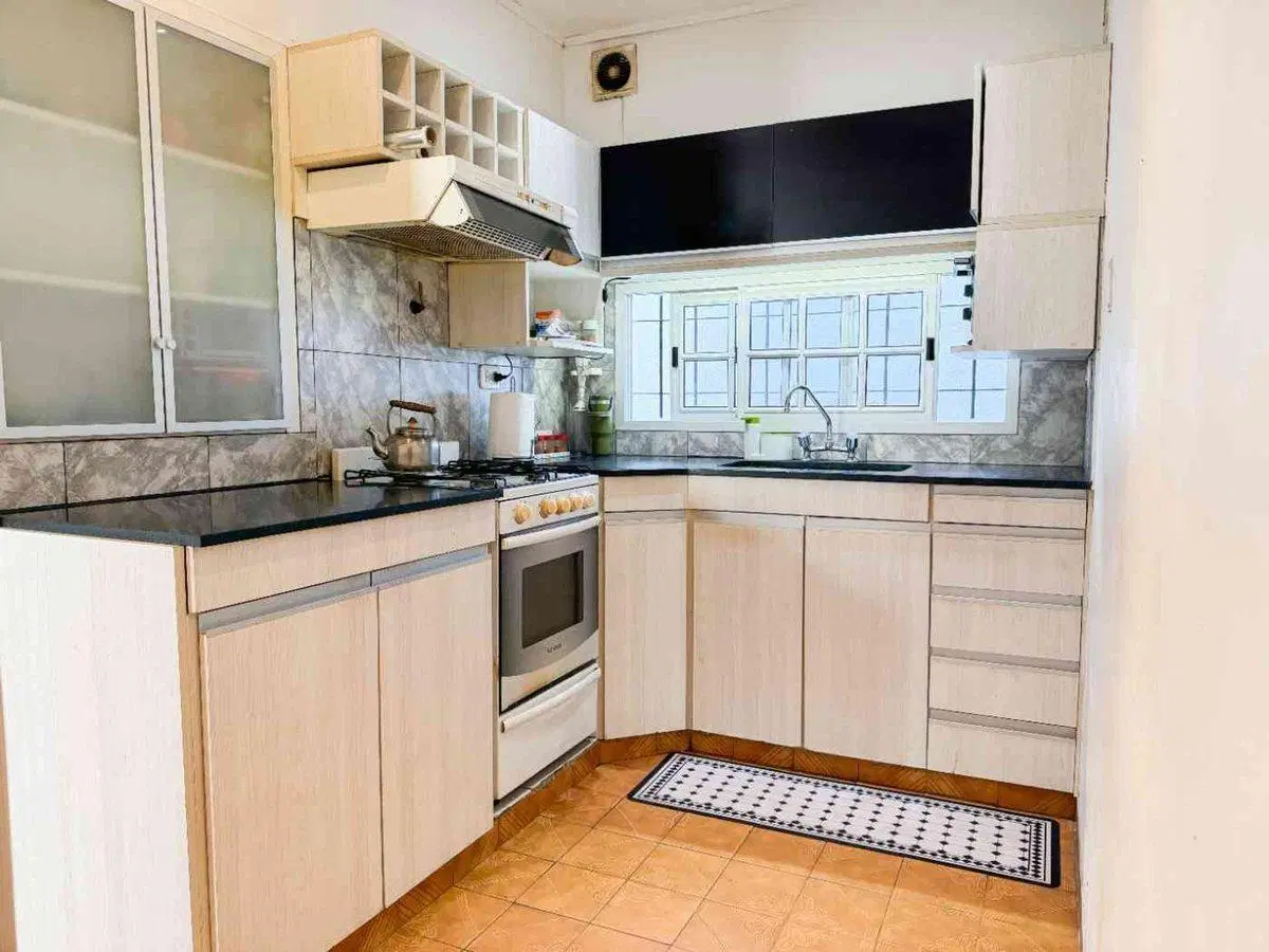 VENTA CASA 5 AMBIENTES EN RAMOS MEJIA 2