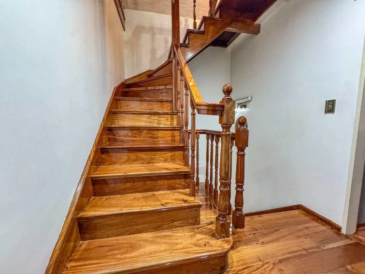 VENTA CASA 5 AMBIENTES CIUDADELA 4