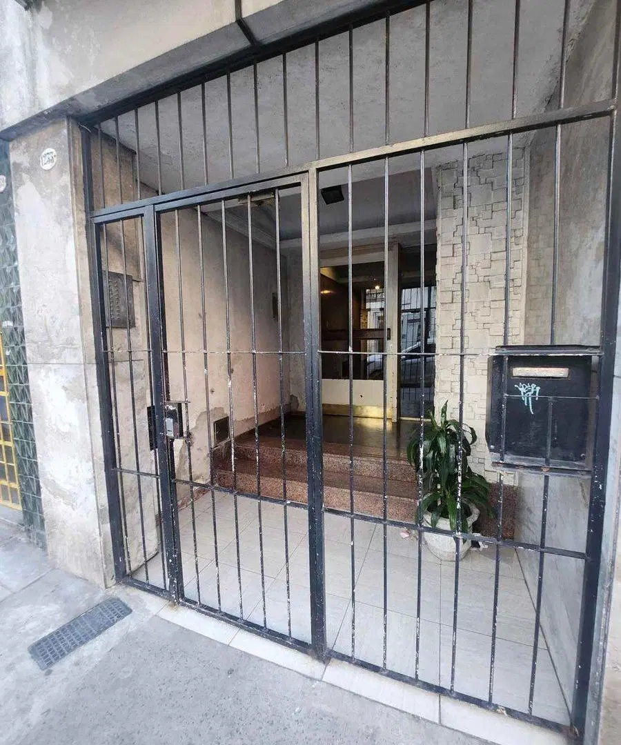 VENTA DEPARTAMENTO 3 AMB EN CONSTITUCION 4