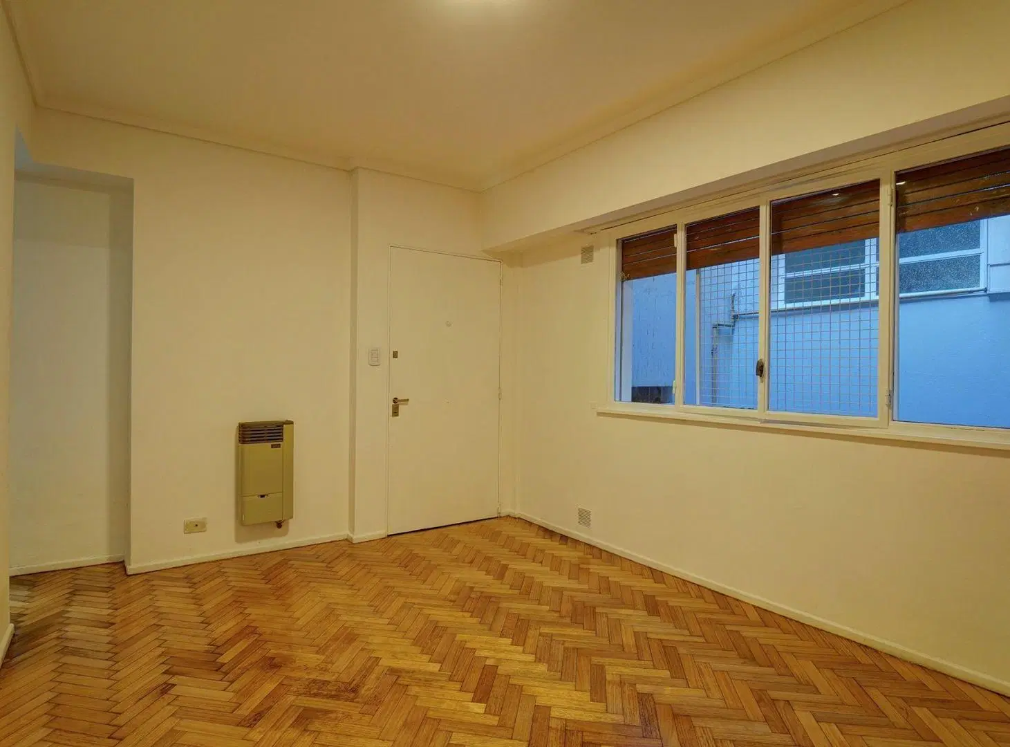 IMPECABLE 2 AMBIENTES EN CABALLITO 4