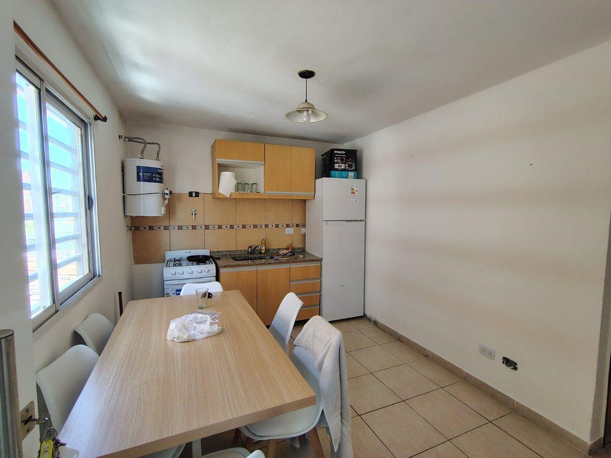 VENTA VIVIENDA MULTIFAMILIAR ISIDRO CASANOVA