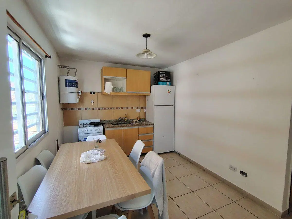 VENTA VIVIENDA MULTIFAMILIAR ISIDRO CASANOVA 2