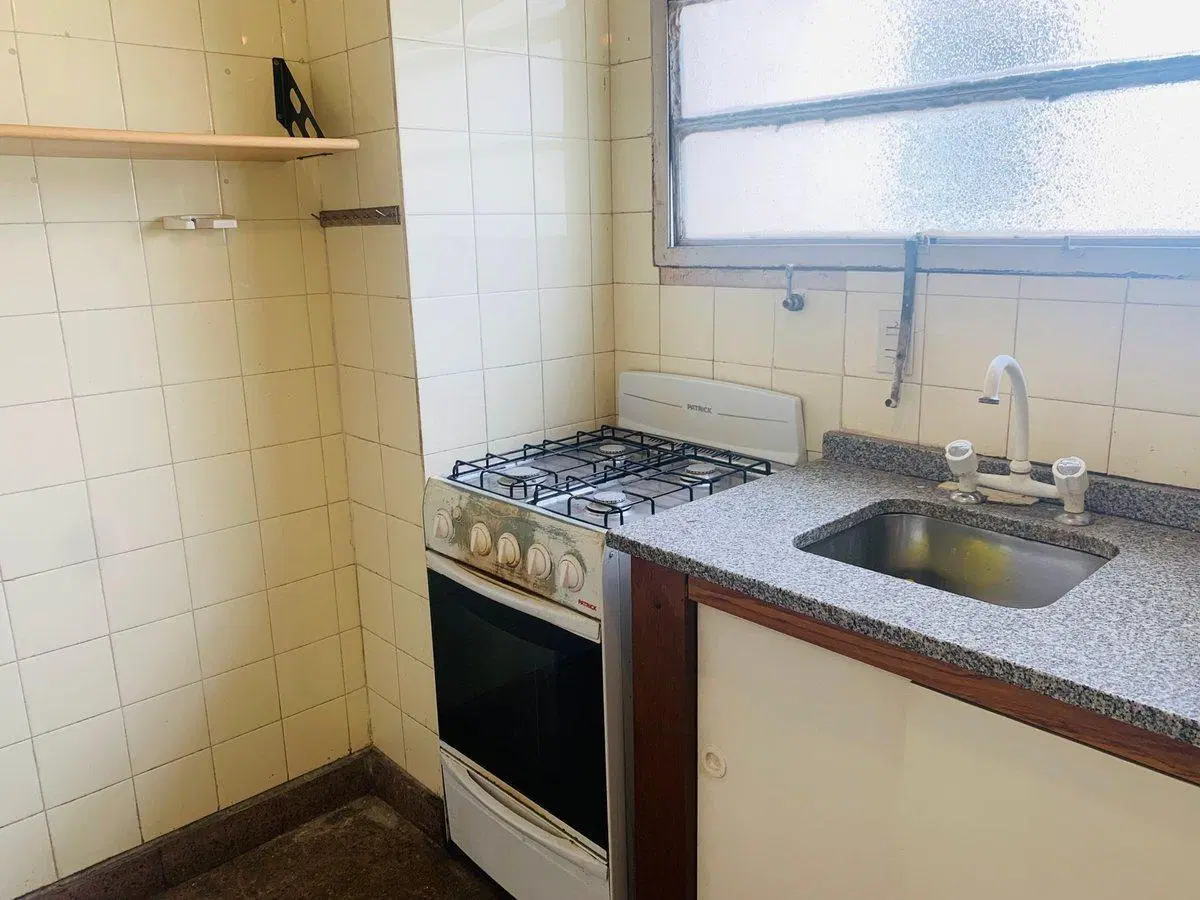 Departamento de 2 ambientes en Flores centro 3