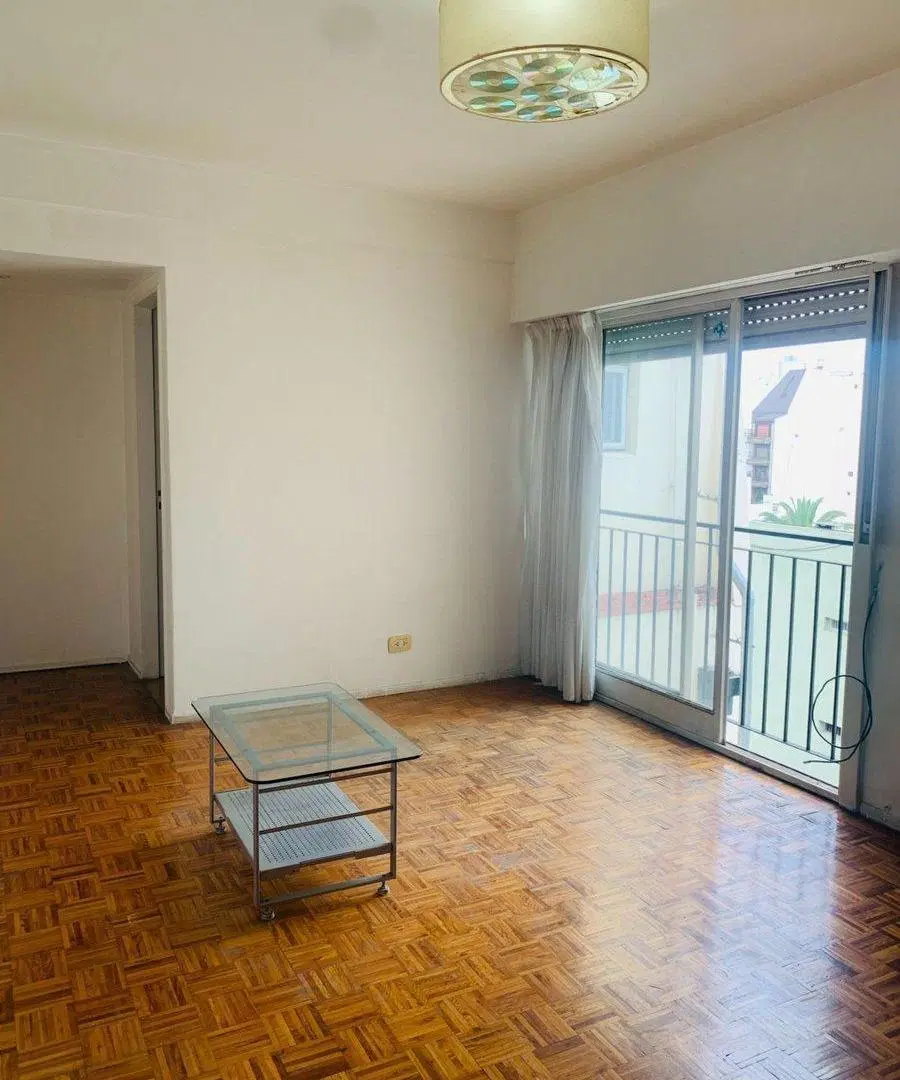 Departamento de 2 ambientes en Flores centro 2