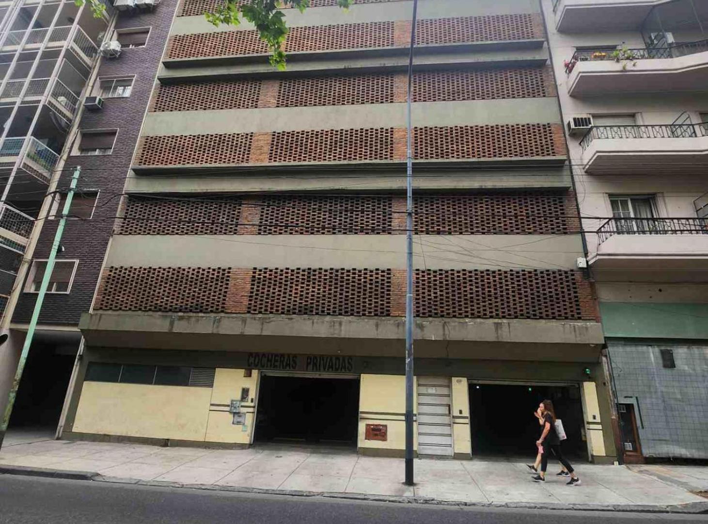 Cochera Fija en venta en Flores