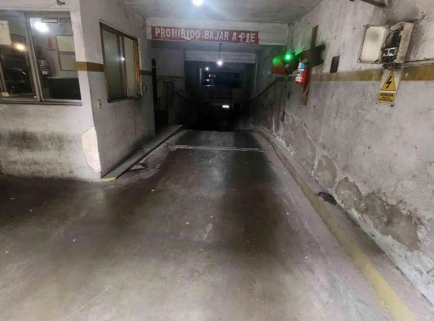 Cochera Fija en venta en Flores 3