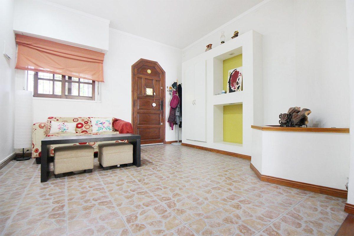 Foto de OPORTUNIDAD!!! VENTA CASA 4 AMBIENTES- S. LUGARES, imagen 4