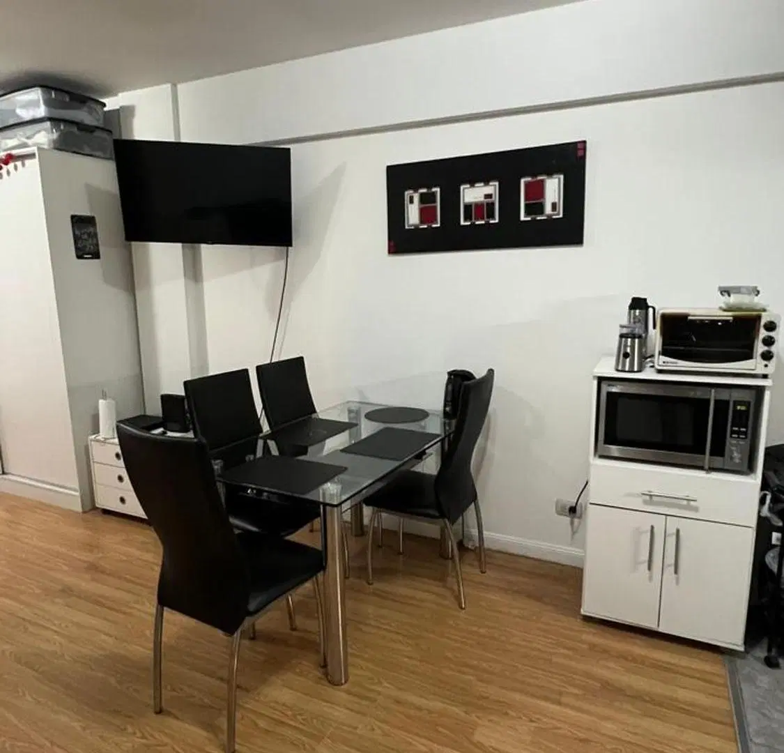VENTA MONOAMBIENTE CON GRAN PATIO Y PARRILLA 5