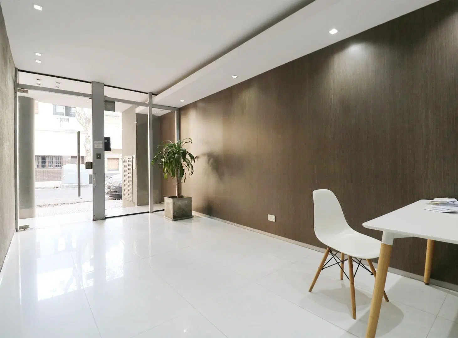 MONOAMBIENTE 42 M² DIVISIBLE C/BALCÓN V. CRESPO 8