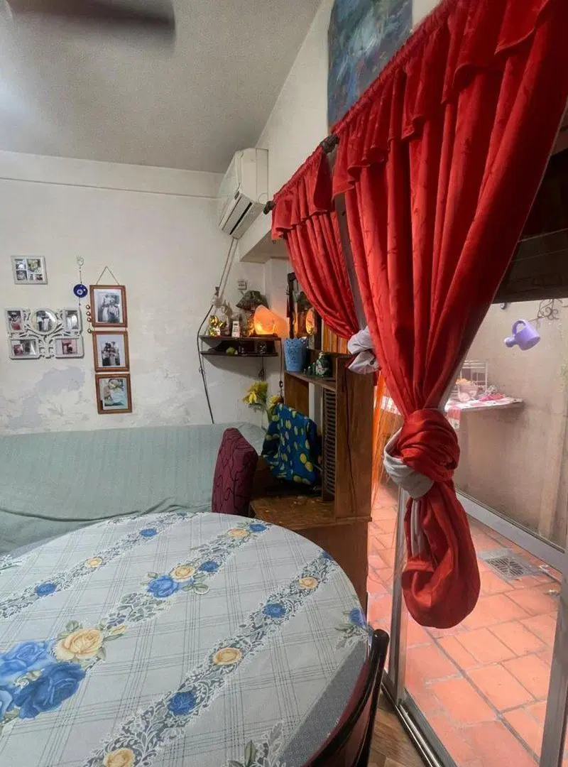 VENTA DEPARTAMENTO 2 AMBIENTES FLORESTA CON PATIO 4