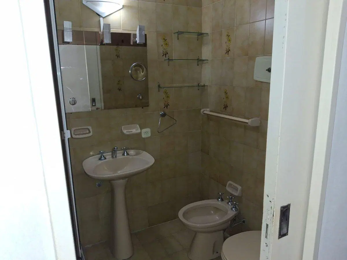 VENTA DEPARTAMENTO 4 AMBIENTES FLORESTA 4
