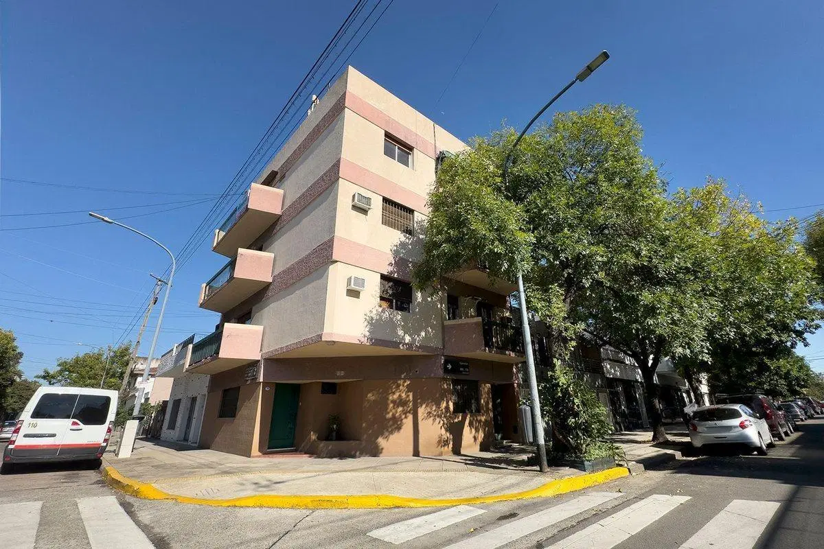 DEPARTAMENTO VENTA 4 AMBIENTES MATADEROS 3