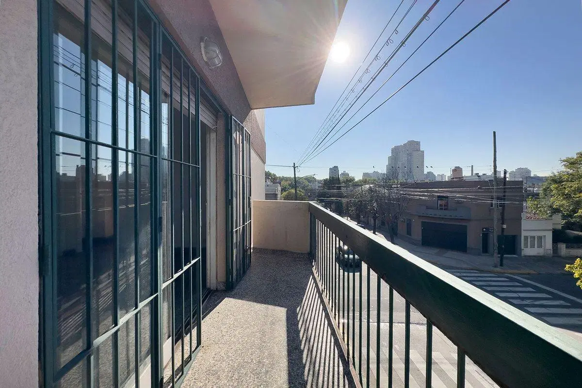 DEPARTAMENTO VENTA 4 AMBIENTES MATADEROS 2