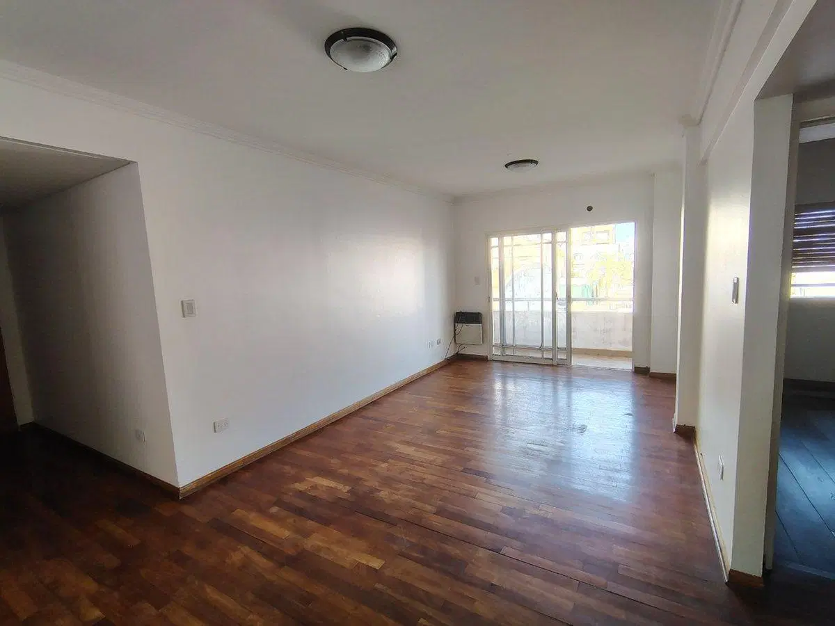 DEPARTAMENTO 3 AMB C/BAULERA RAMOS MEJIA 5