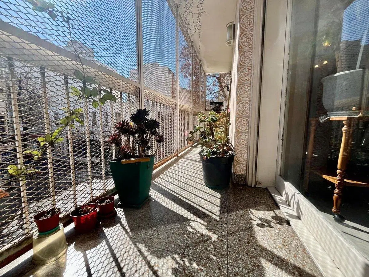 VENTA DEPARTAMENTO 5 AMBIENTES FLORES 2