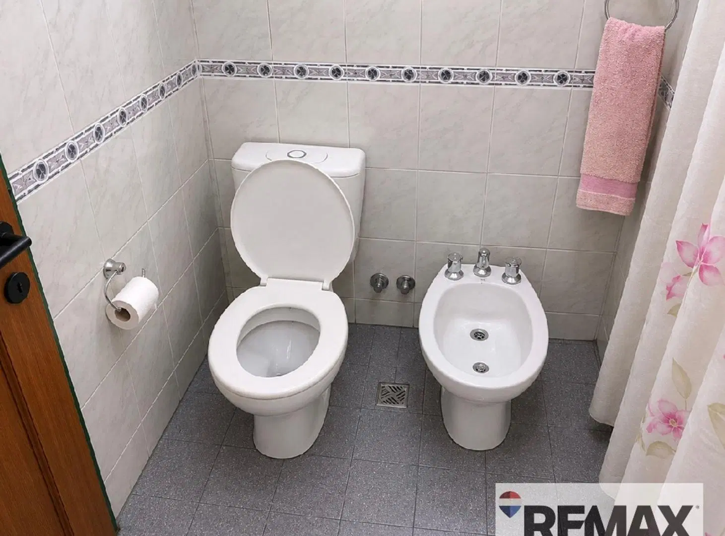 VENTA MONOAMBIENTE CON ENTREPISO EN CIUDAD MADERO 5