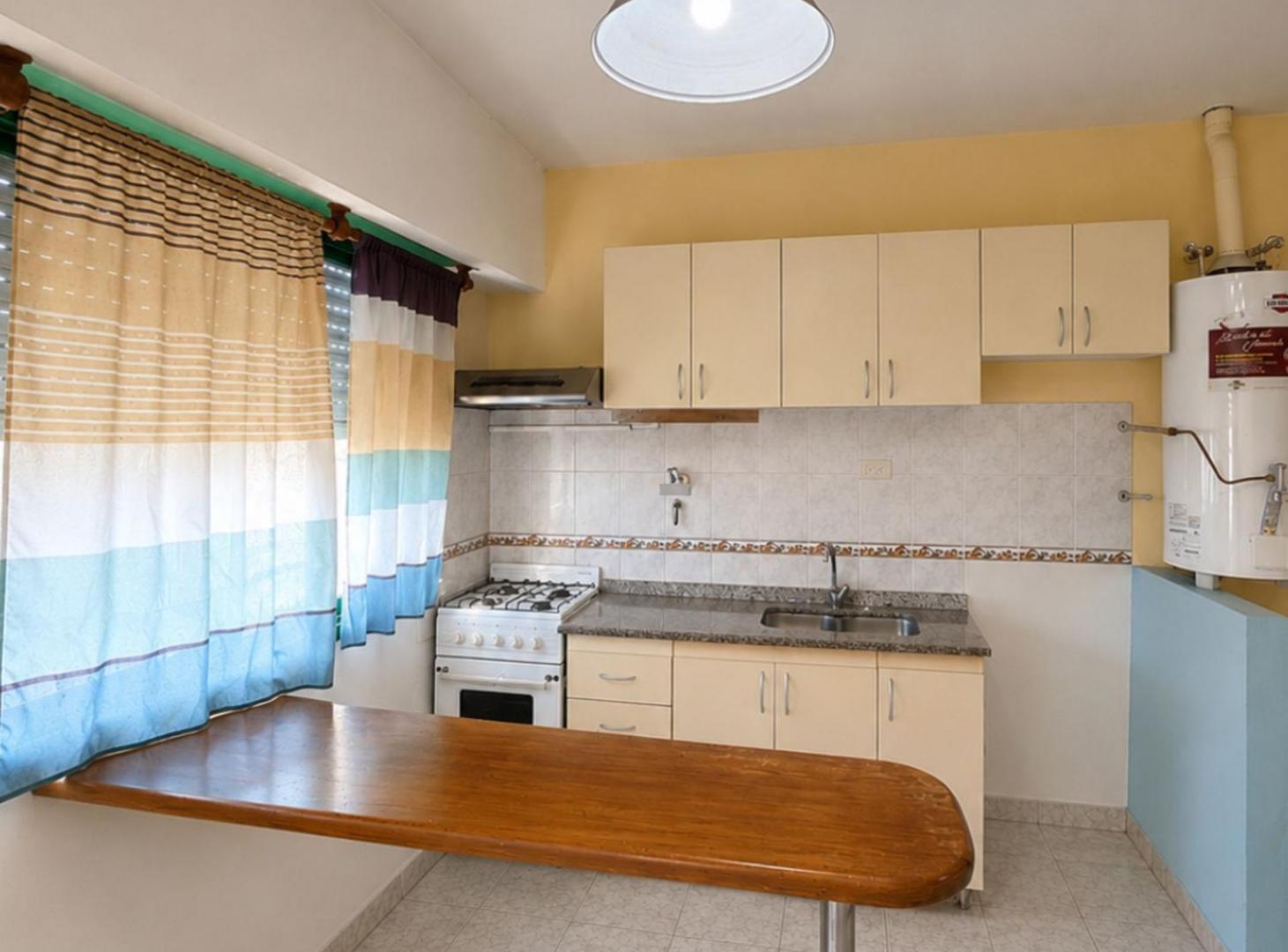 VENTA MONOAMBIENTE CON ENTREPISO EN CIUDAD MADERO