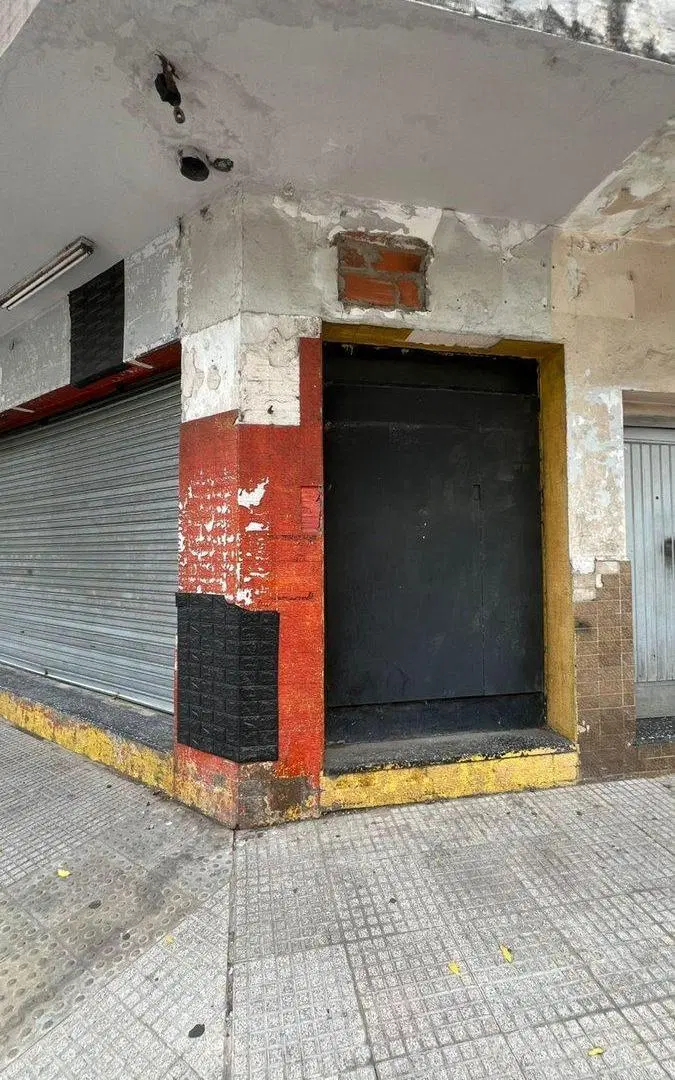 VENTA LOCAL EN ESQUINA ZONA COMERCIAL 5