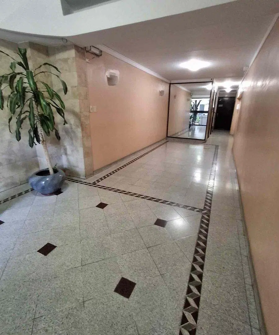 Venta / Permuta 3 ambientes, Caballito 2