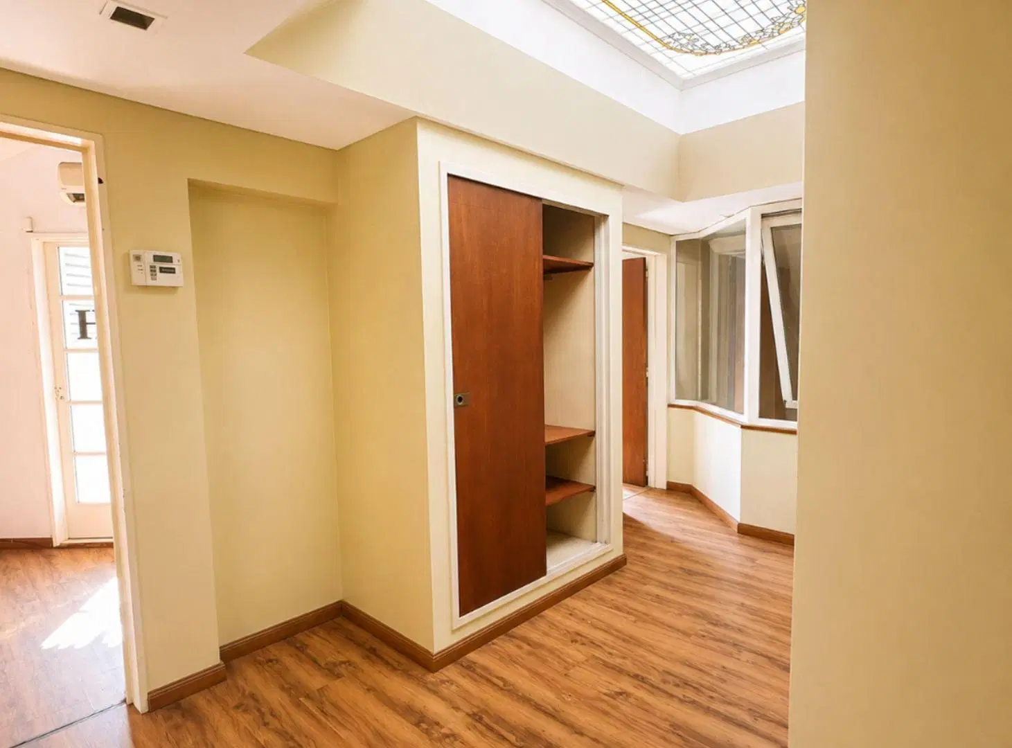 CASA TRIPLEX BOEDO JARDIN/ QUINCHO/ 3 DORMITORIOS 4