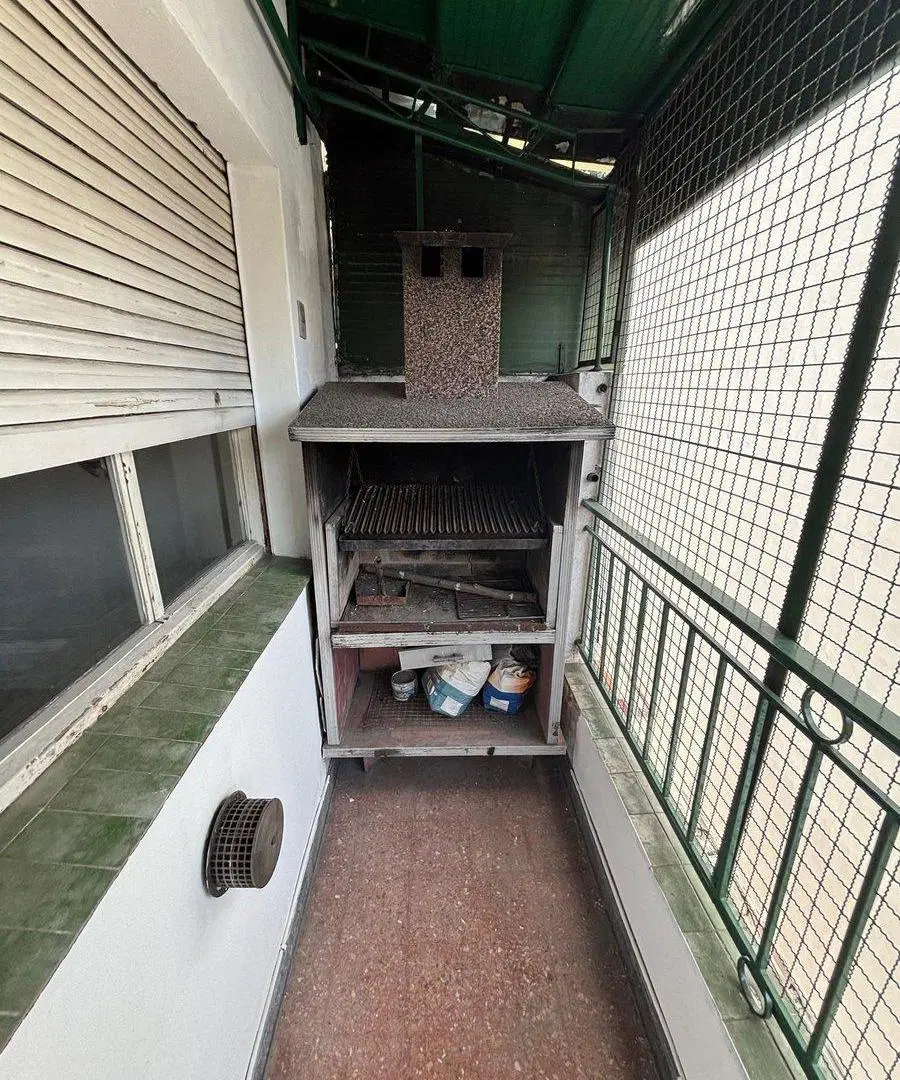VENTA DEPTO 4AMB C/BALCON + PARILLA ZONA FLORES 4
