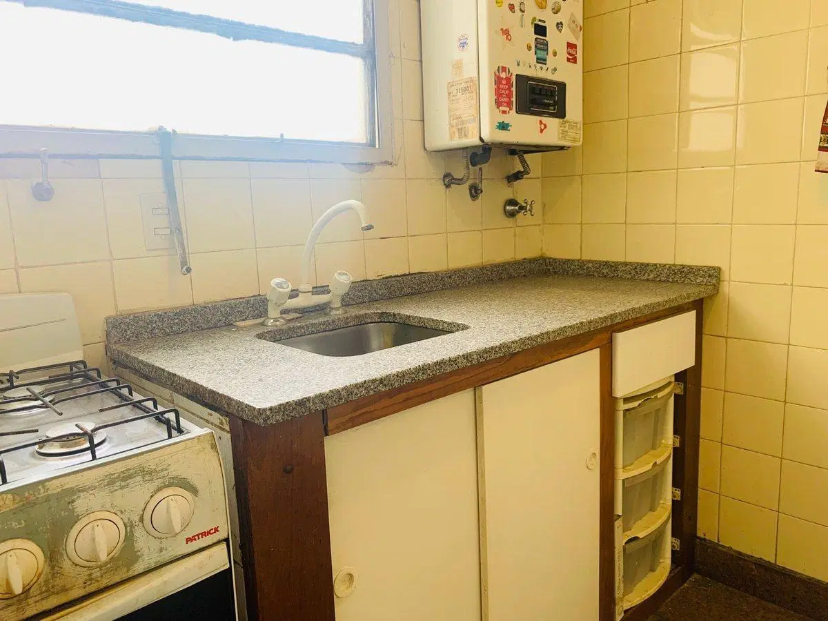 Departamento de 2 ambientes en Flores centro 3