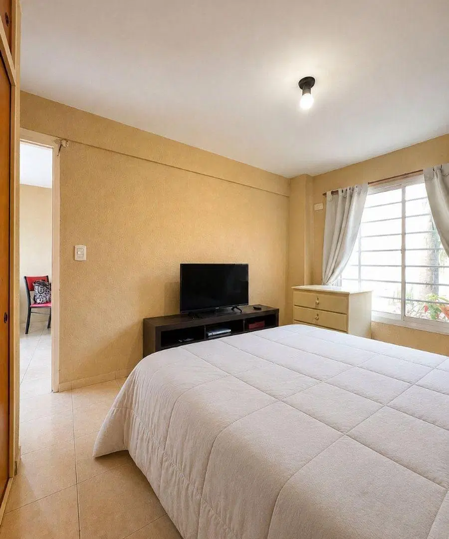 Venta departamento 2 ambientes en Morón 5
